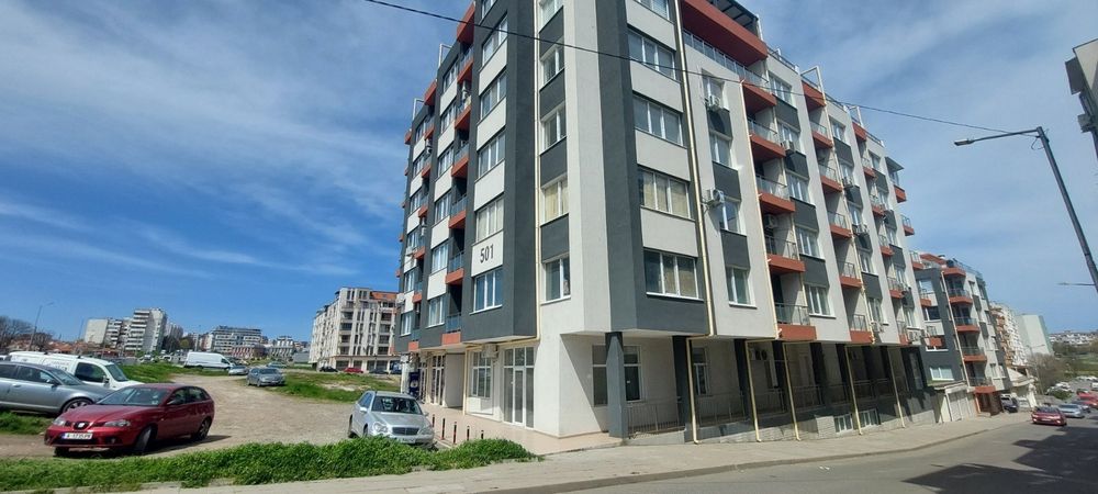 Дава се под наем: Търговско помещение (35 кв.м) в к-с Меден Рудник
