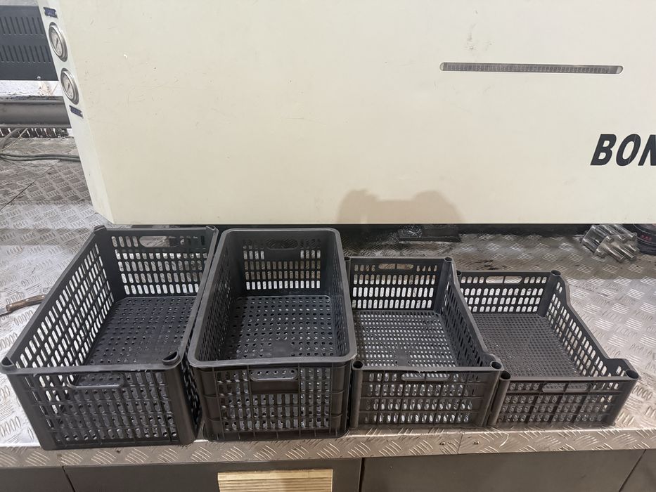 Yashiklar plasmassa (karzinka)