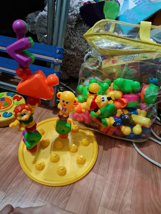 Конструктор крупный для малышей