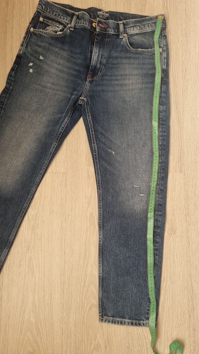Джинсы Tommy Jeans