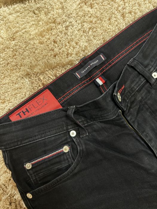 Blugi Tommy Hilfiger