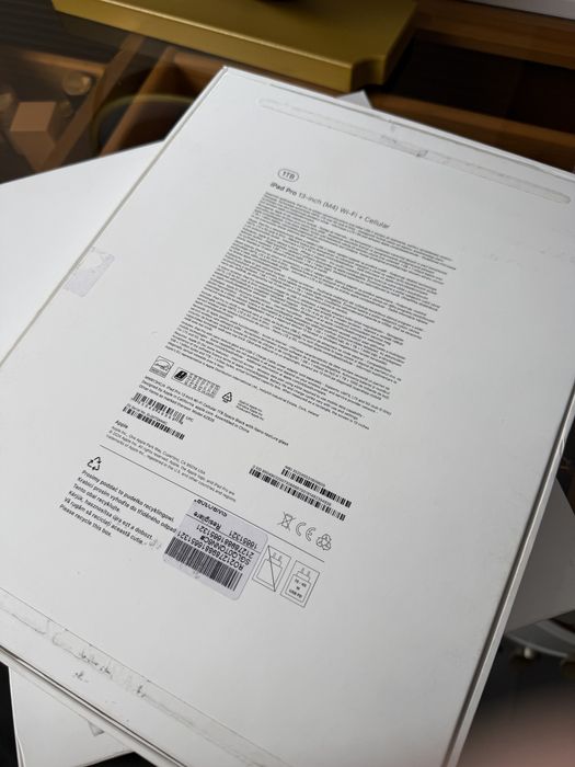 Tableta iPad Pro 13" M4 1 TB + Apple Pencil Pro + Keyboard