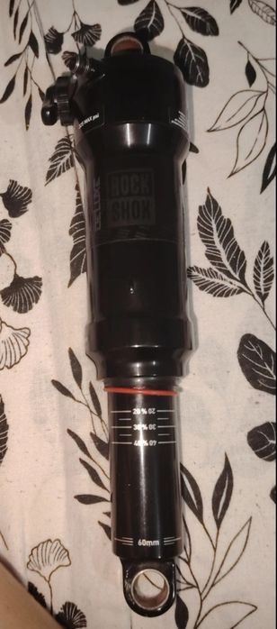 Amortizor spate bicicleta rock shox deluxe