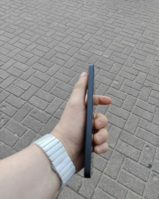 Продам телефон Redmi Note 13 на 8/256