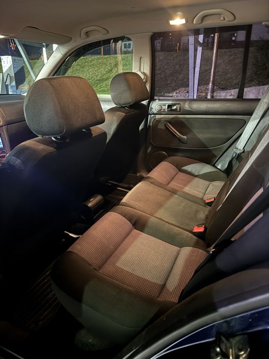 Продавам своя автомобил Vw golf 4 2500евро