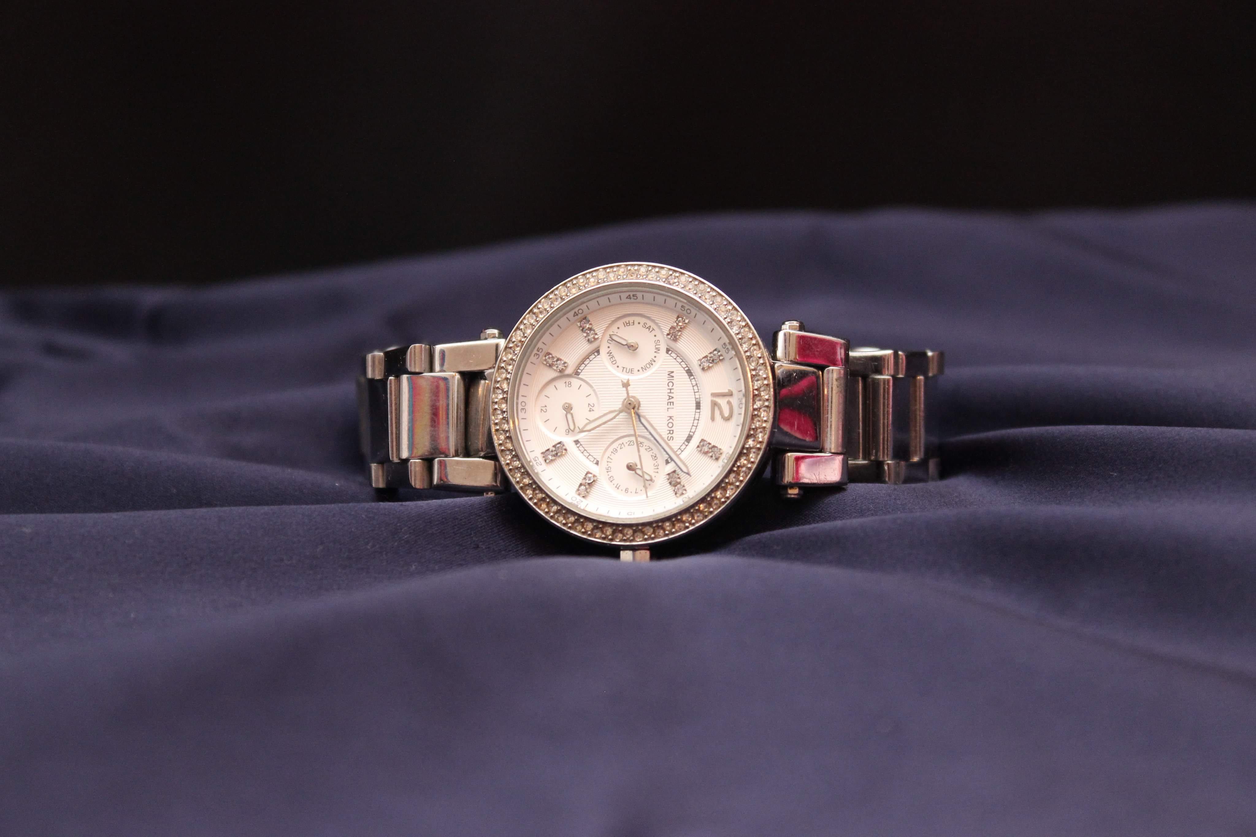 Michael kors hot sale 5615 watch