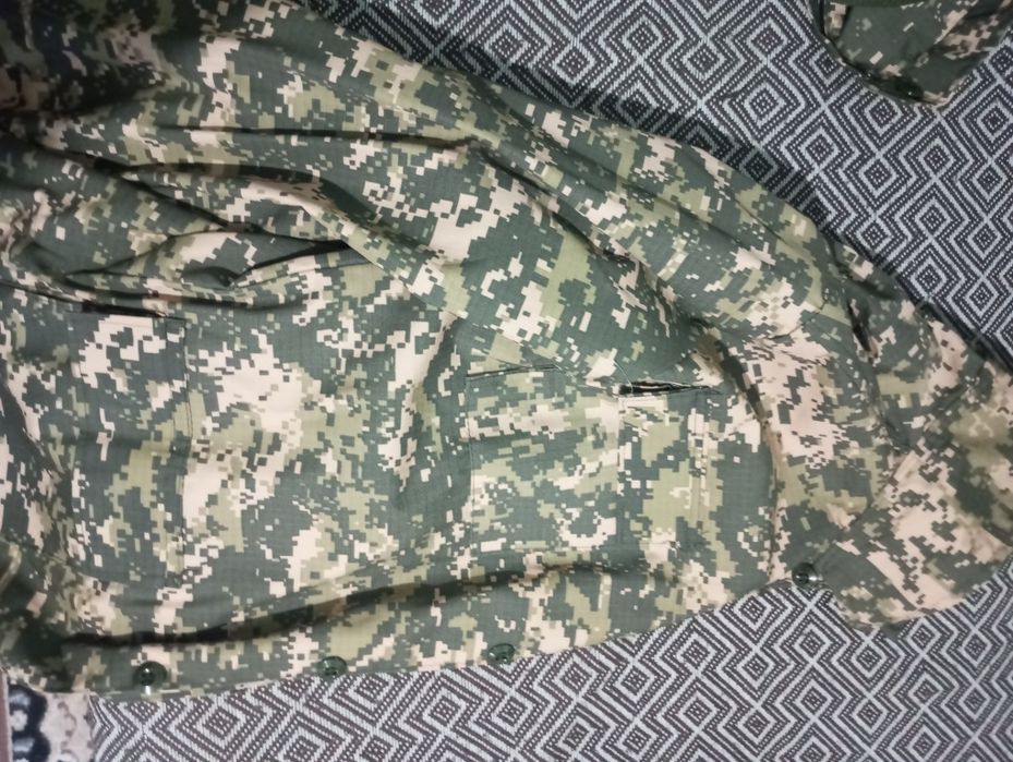 Продаю военную униформу