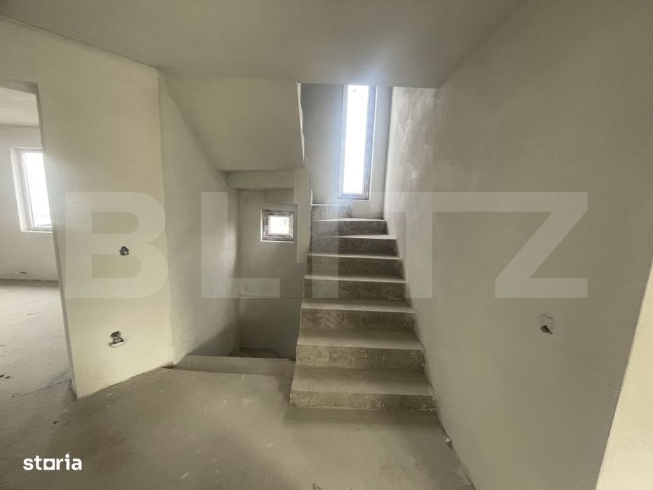 Casa individuala semifinisata, 4 camere, 10 ari teren si garaj