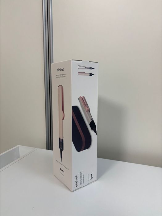 Placa Dyson Airstrait Ht01 cu cutie travel NOUA