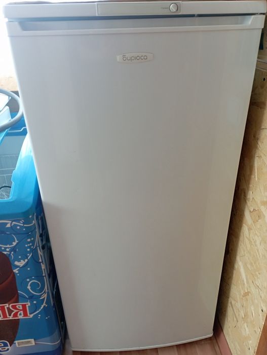 Продам  холодильни "Бирюса",
