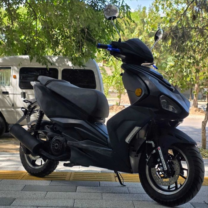 Skuter Kawasaki A7