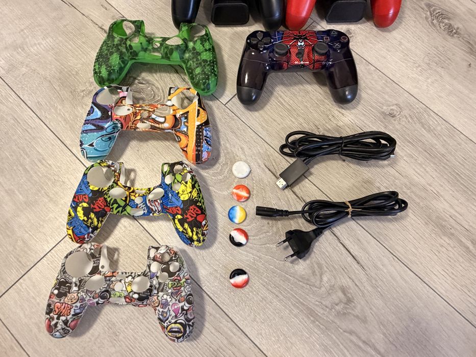 Consola PS4 PRO, 1 TB, editie Fortnite