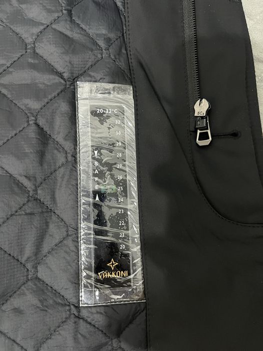 Куртка  (тренч).