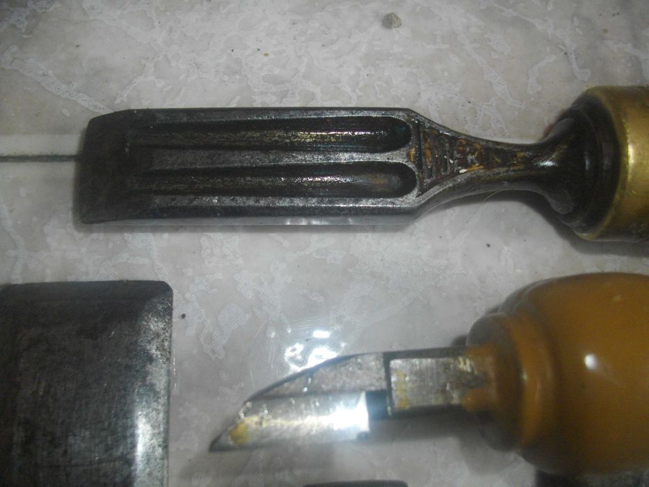 12 бр. Ръчно Дърводелско Длето-Проф-За Струг,Дърворезба-Старо Качество