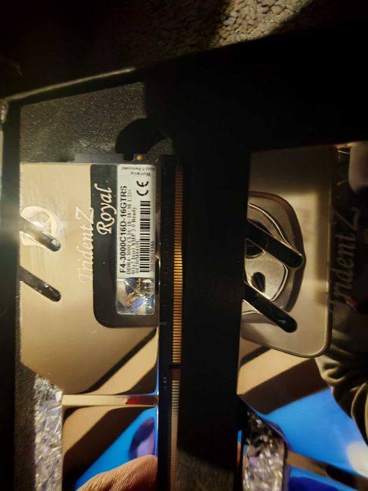 Рам памет G.SKILL Trident Z Royal 16GB (2x8GB) DDR4 3000MHz