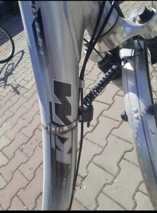 Bicicletă ktm  ..