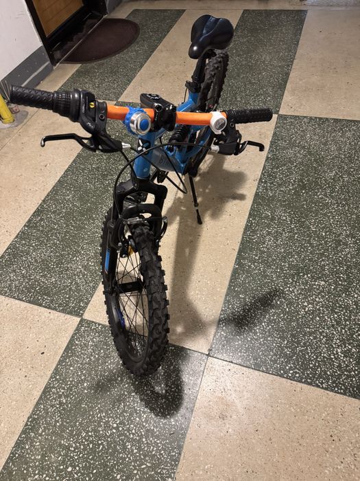 Vând bicicletă copii B’TWIN Rockrider 20” cu dublă suspensie