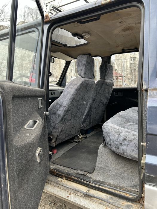 Vand Aro 11.4 varianta SUV4x4, an 2001, motor benzina 1,6 putere, 68CP