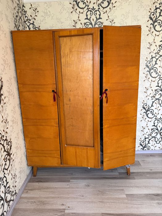 Срочно продается старая мебель не дорого!