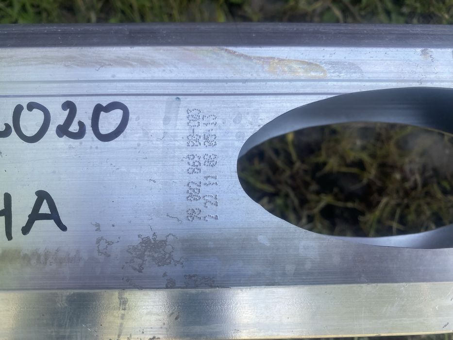 Задна греда Vivaro mk3  toyota proace peugeot expert