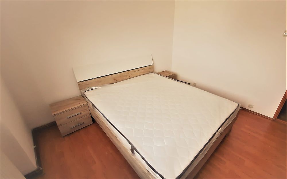 Închiriez apartament cu 2 camere