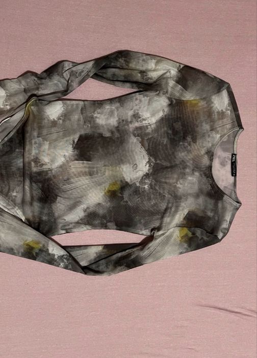 Нови блузки Pull&Bear и др.