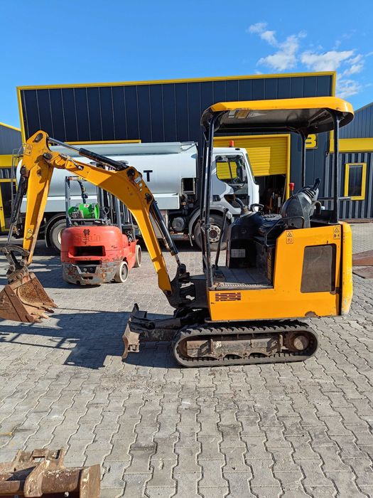 Мини багер 1500 кг JCB 15C-1 под НАЕМ от Рентекс