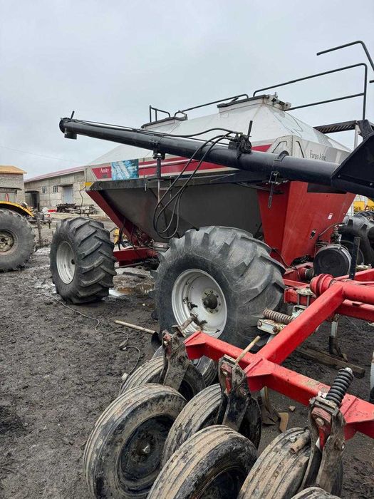 Комплекс посевной Amity Technology Fargo Aire, 2013