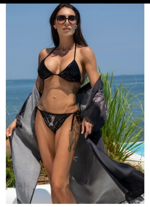 Costum de baie  luxury cu paiete negre