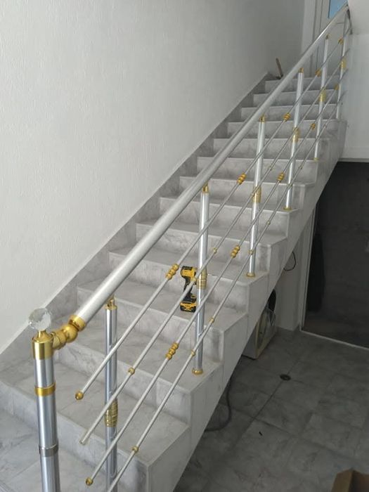 Алуминиеви Парапети