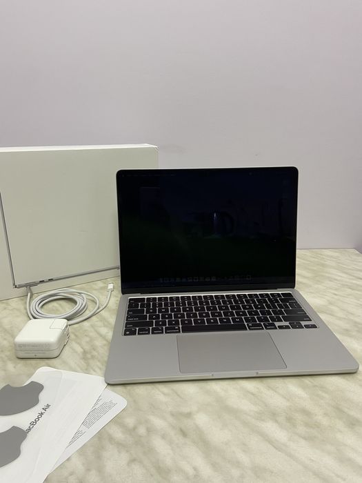 Apple Macbook air m2
