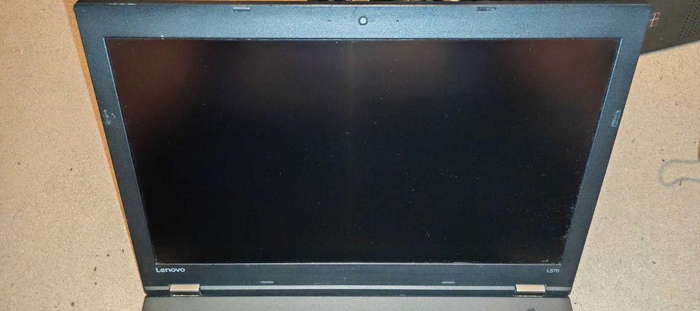 Laptop  Lenovo Core I5 7300U 16gb ddr4 display 15,6inch