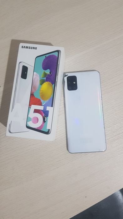 Самсунг А51, оригинал  с коробкой