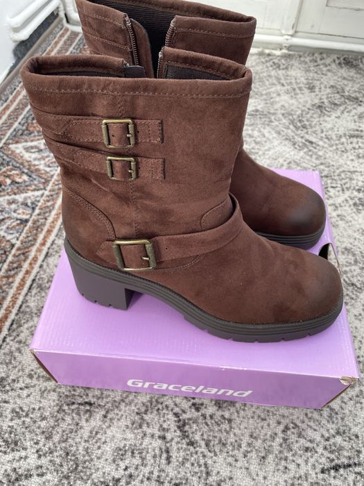 Vand botine graceland maro noi