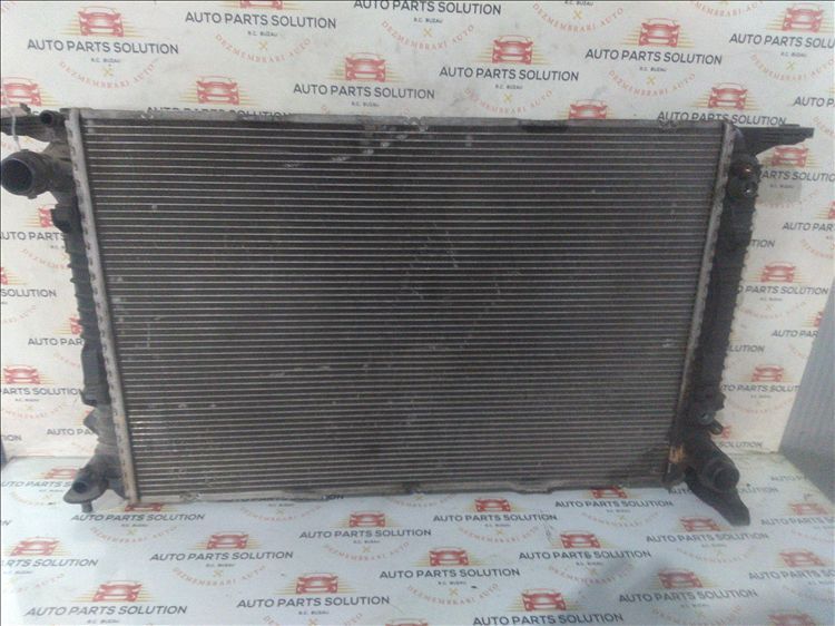 radiator apa audi a4 b8 2.7tdi an fabr.2011