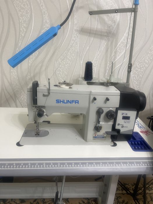 Швейная машинка промышленая