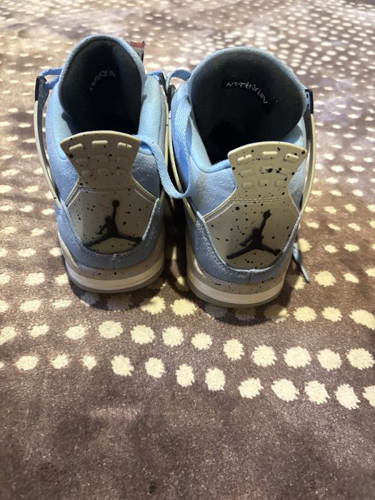 Jordan 4 university blue 41 номер