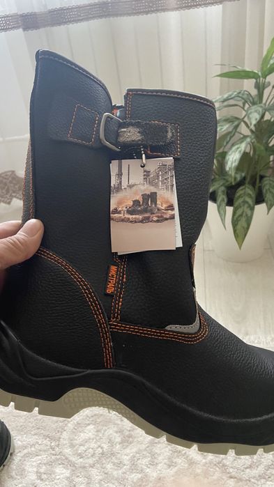 Продам сапоги отличные