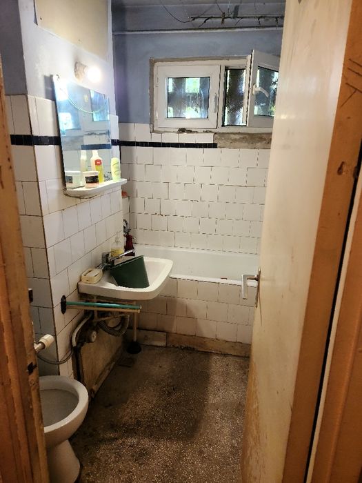 Vând apartament 3 camere Circumvalatiunii/Timișoara decomandat