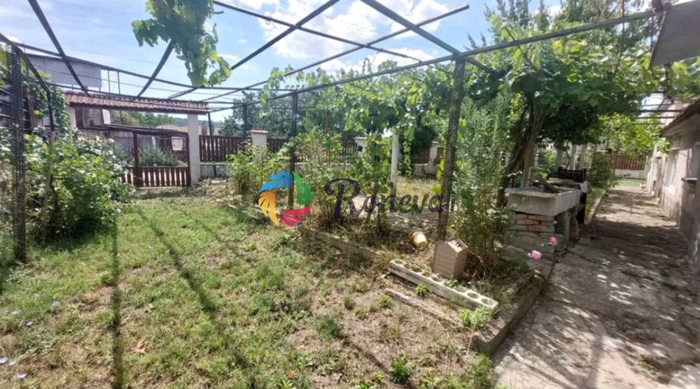 Къща в Варна, област-с.Осеново площ 114 цена 129300