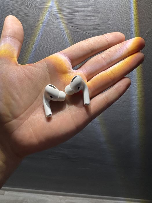 Продается Airpods Pro 1 ОРИГИНАЛ