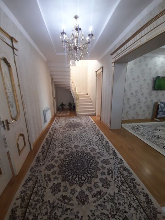 Нөкис 2 этажлы турақ жай, + магазин и чайная