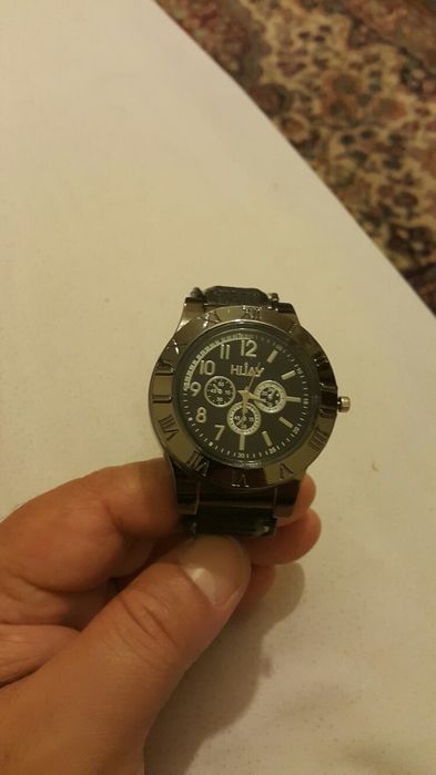 Елегантен часовник със запалка