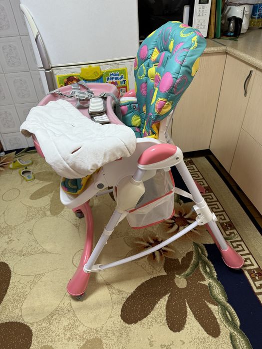 Продам детский стульчик для кормления Skillmax