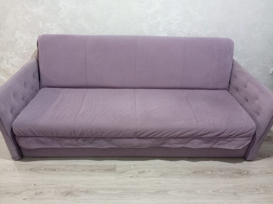 Продам диван мягкий