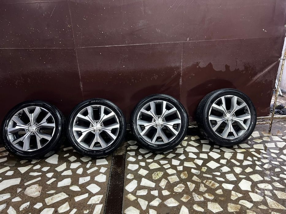 Palisades 245/50R20