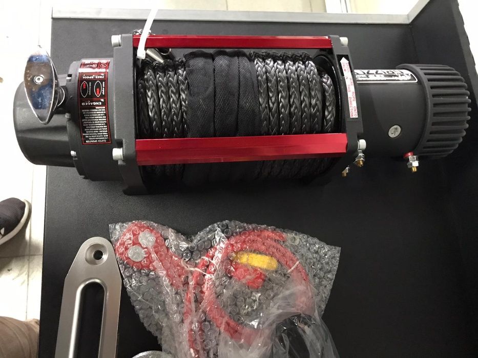 Troliu GRIZZLY WINCH 13000LBS (5897KG) cablu sintetic