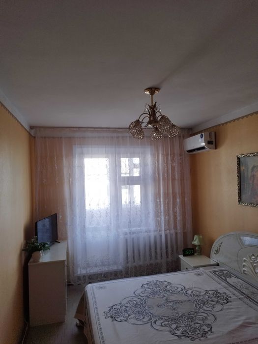 Продам 4- х комнатную квартиру.