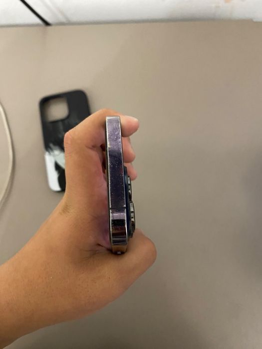 Apple iPhone 14-pro
