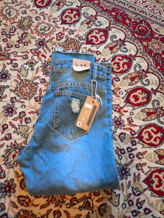 Джинсы женские продажа